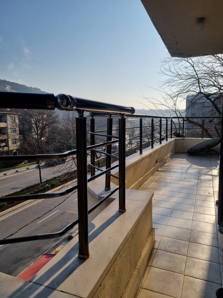 Alüminyum Küpeşte